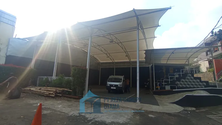 Penggantian Kain Membrane Bapak Freedy di villa Kuldesak Bandung Bandung